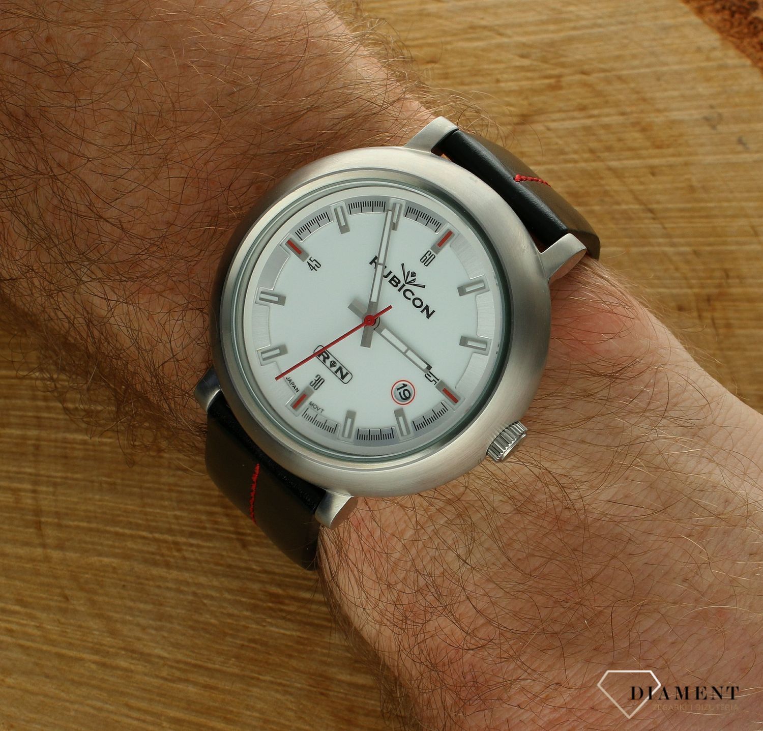 Zegarek męski na skórzanym pasku Rubicon RNAC71 black white red (2).jpg